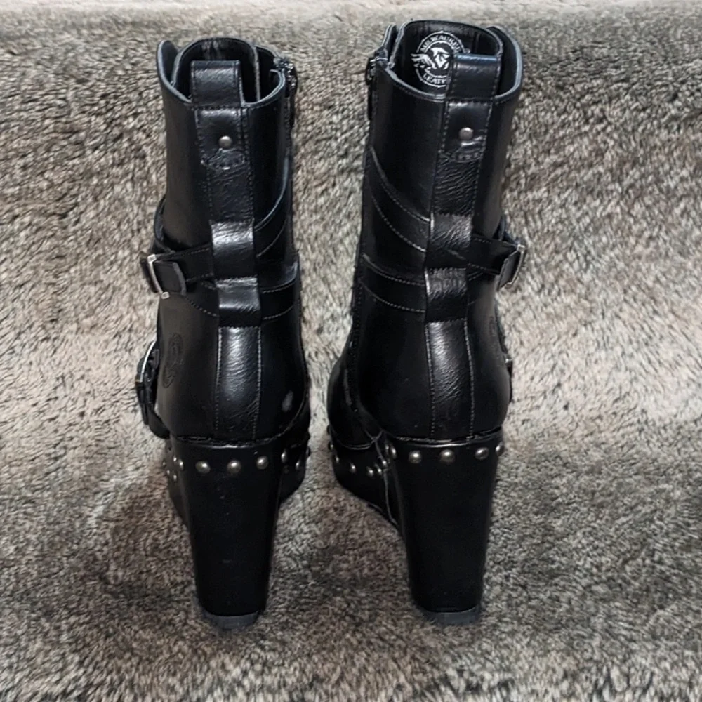 Milwaukee Leather Women's Triple Strap Wedge Boots - Picture 5 of 6